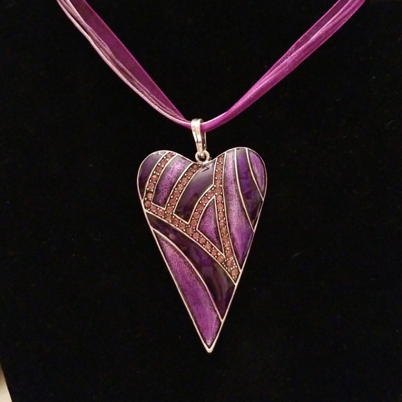 Enameled heart necklace - Picture 2 of 7